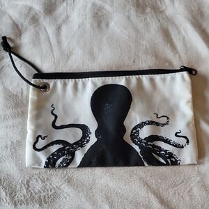Sea bags octopus wristlet black and white
